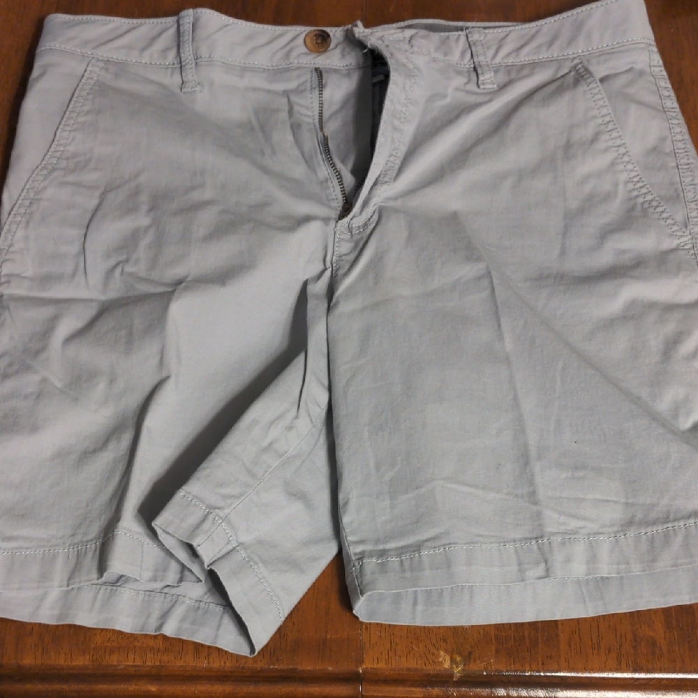 5/$20. Croft & Barrow Gray Flat Front Shorts